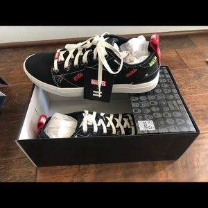 Marvel Toms Trvl Lite Low